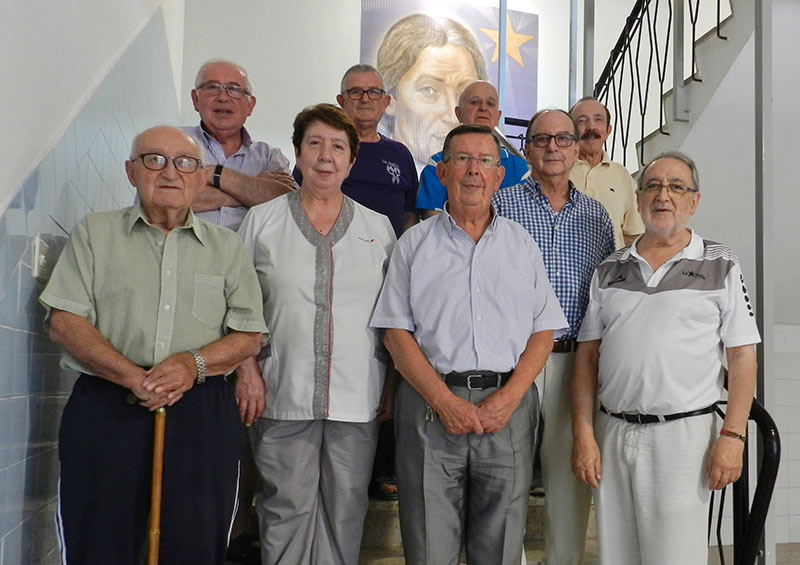 Se jubila, en La Salle Teruel, doña María Dolores Sanz, Lola, cocinera del colegio y la Comunidad de Hermanos desde hace 23 años