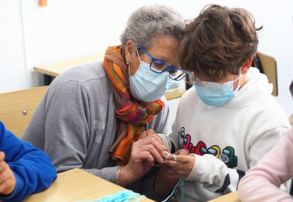 Projecte Abriga, una experiència solidària i intergeneracional al col·legi La Salle Alaior