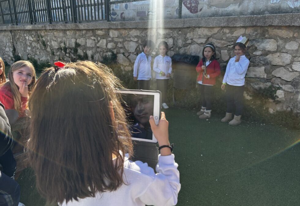 La Revolución de «SuperGreeny»: El impacto del iPad en la conciencia ecológica de Infantil en La Salle Alcoi